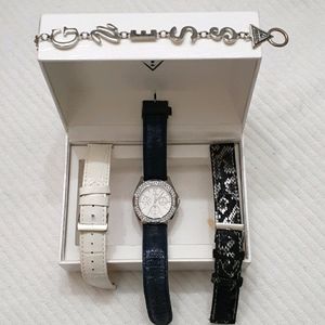Guess ladies' watch with bracelet